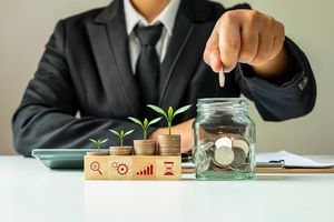Wealth Management Services: A Comprehensive Guide for High-Net-Worth Individuals and Growing Investors