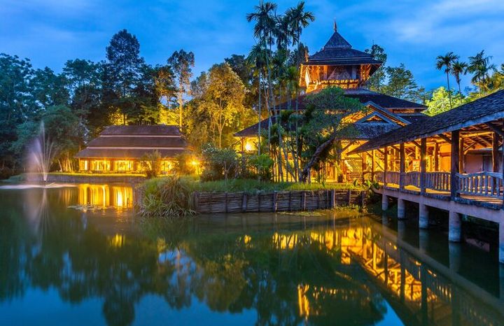 Thailand Luxury Resorts & Island-Hopping Itinerary 2025: A Complete Travel Guide