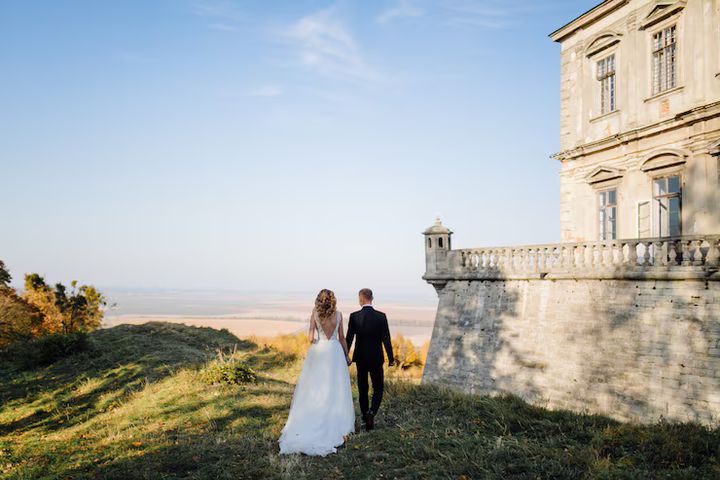 How to Plan a Luxury Destination Wedding Abroad (2025 Guide)